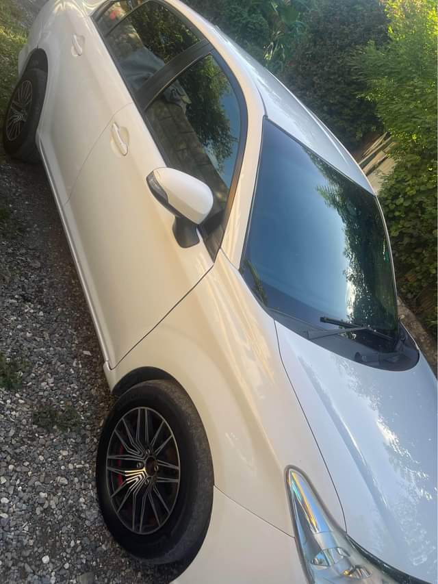 cars F.