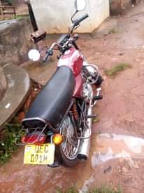 A picture of UEX 2 2m n UEC 1 25m 0703852711