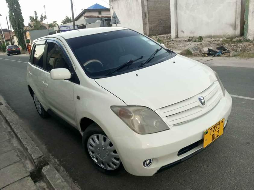 A picture of Toyota ist