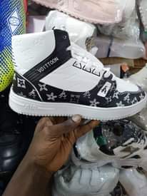 A picture of Sneakers
