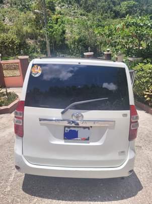 used toyota noah