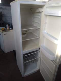 classifieds/fridges
