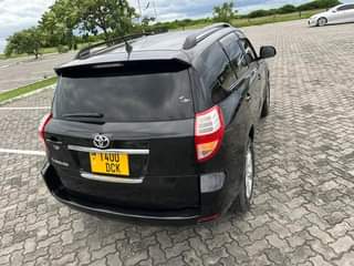 A picture of TOYOTA VANGURD