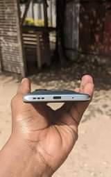 A picture of Redmi xiaomi note 10 5g 128gb ram 8