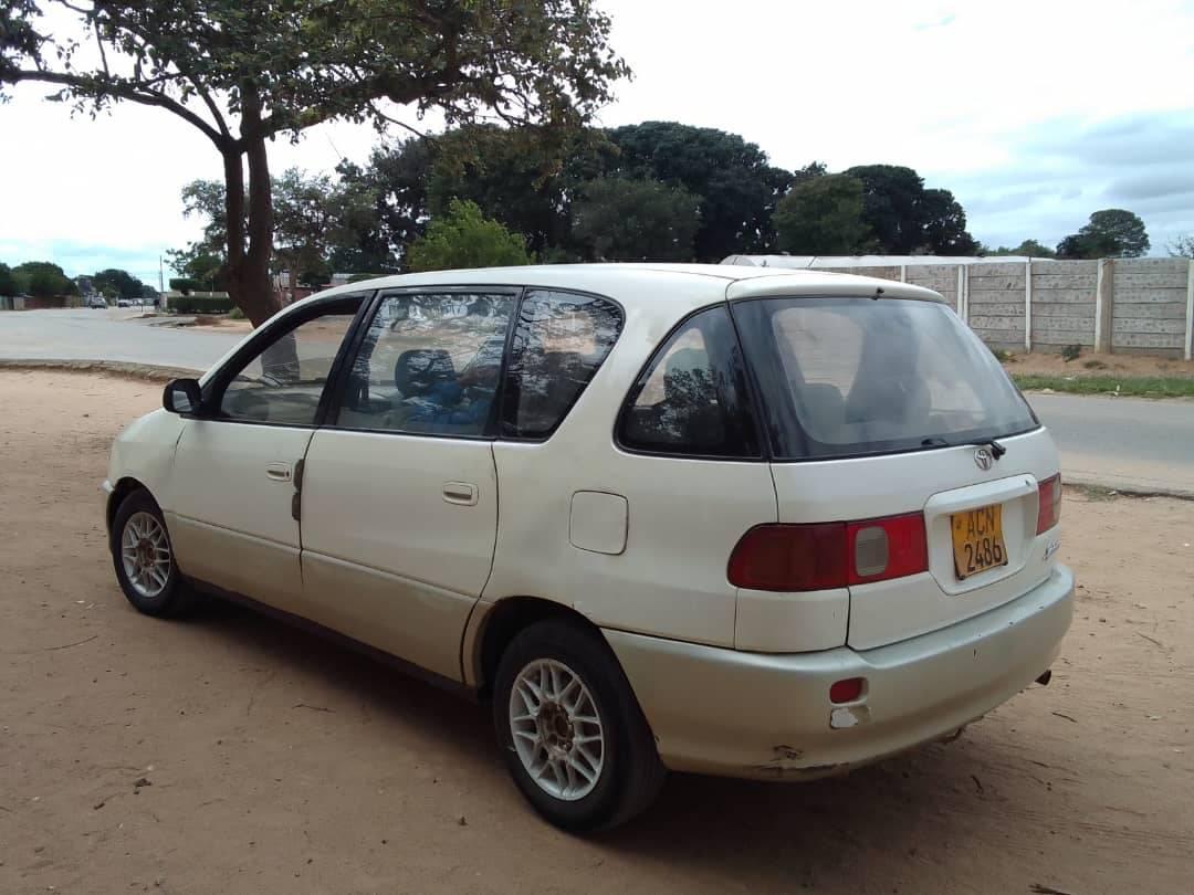 A picture of Car