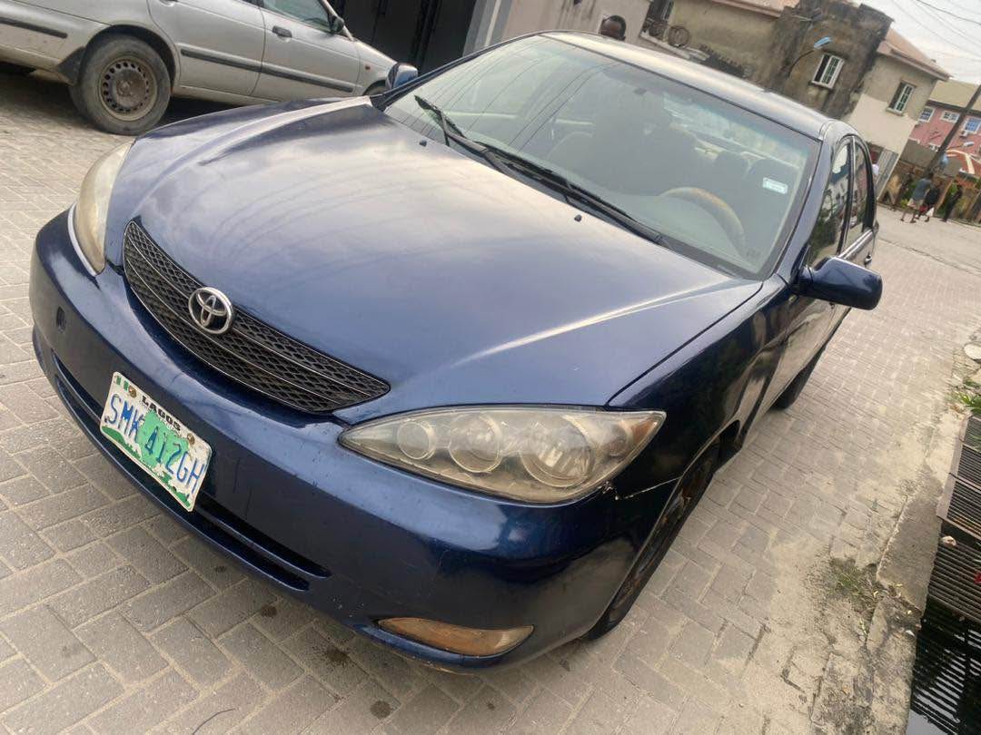 A picture of TOYOTA CAMRY 05