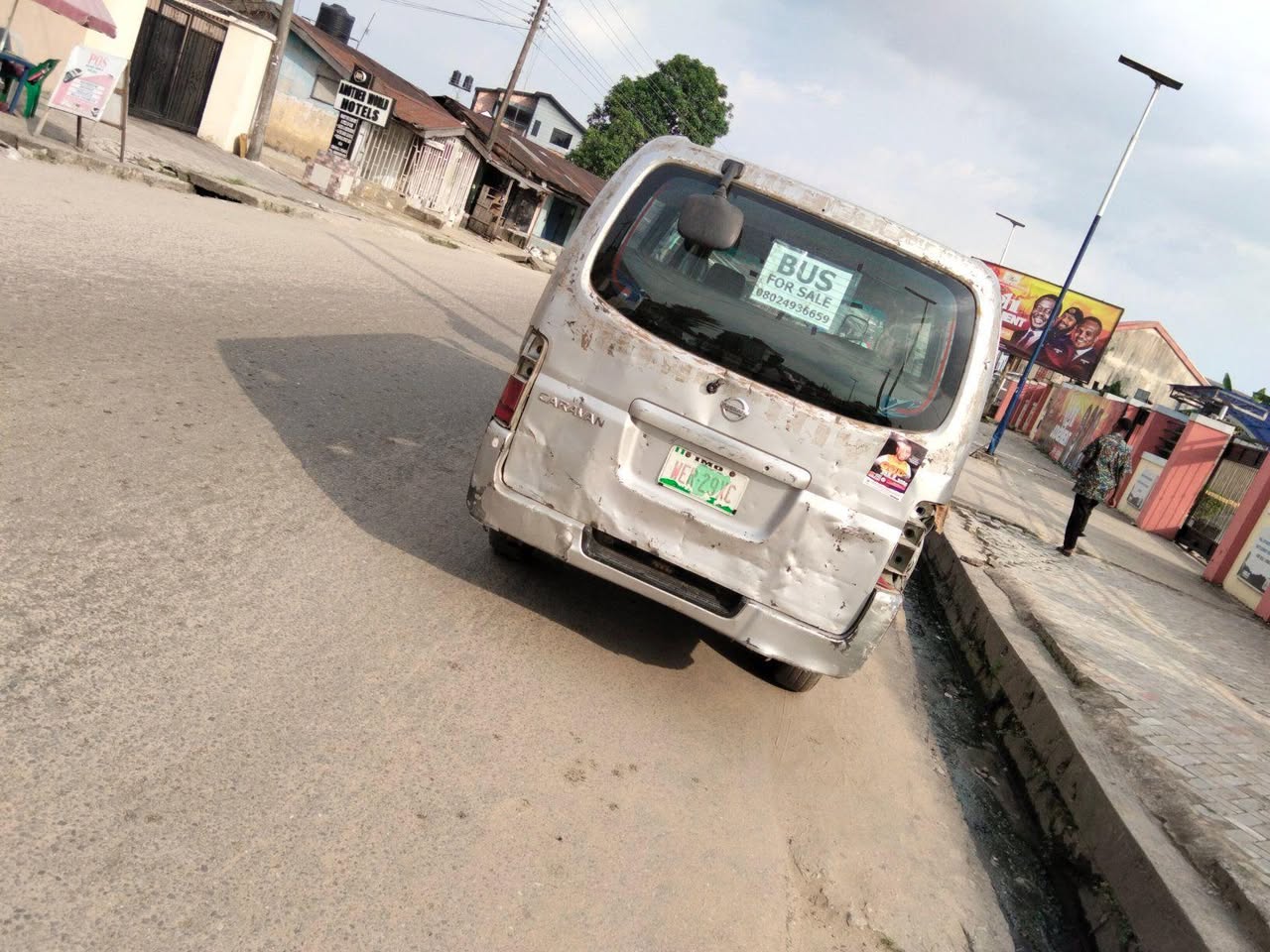 A picture of Nissan Hummer bus