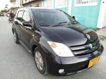 A picture of TOYOTA IST