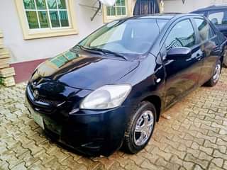 A picture of Toyota Yaris 2008 manual drive