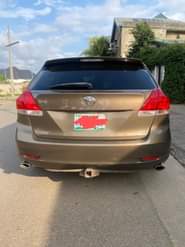 A picture of Extremely CLEAN first body Toyota Venza 09 model v6 keyless