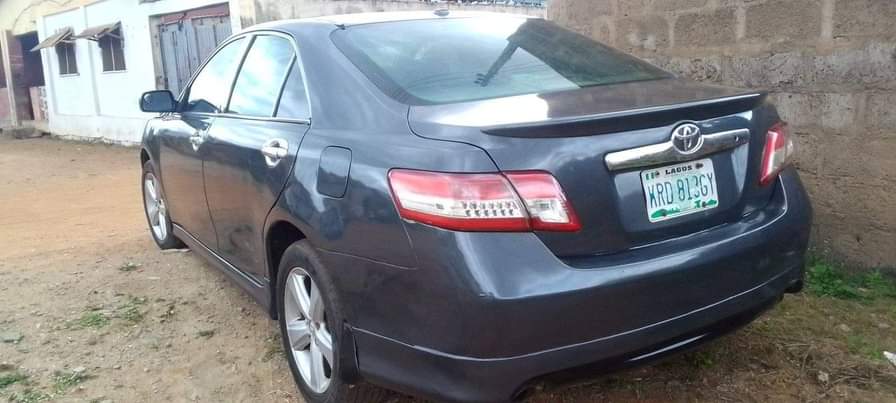 A picture of 2010 TOYOTA CAMRY 2010