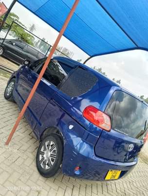 A picture of TOYOTA PORTE