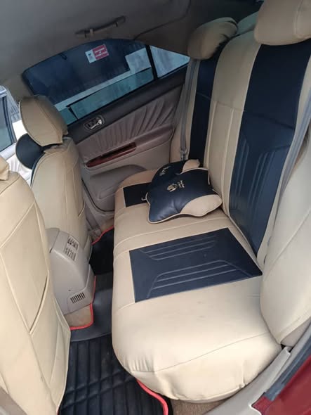 A picture of TOYOTA CAMRY 05 XLE NOTHING TO FIX EVERYTHING IS WORKING