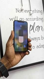 A picture of iPhone 11Plain Gb128 Bh95 Face id 520 000