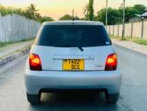 A picture of Toyota Ist
