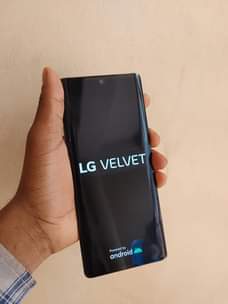 A picture of LG Velvet 5G LTE 128GB ROM 8GB Ram Watsapp call