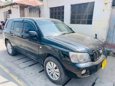 A picture of TOYOTA KLUGER IPOSOKONI GARI NINZULI MILION 11 OR EXCHANGE CALL