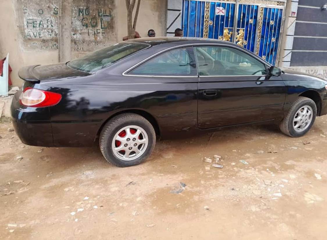 A picture of Toyota Solara 04