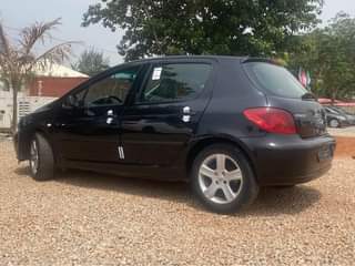 A picture of Peugeot 307