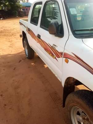 A picture of Hilux 2.8 model pick up