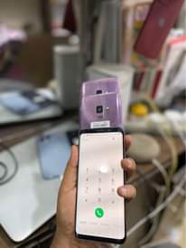 A picture of S9 clean 4 64gb