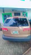 A picture of Extremely Super sharp Toyota sienna 2002 model Everything working perfectly