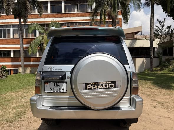 A picture of Prado TX 1kz Diesel 28m WhatsApp 0726057699