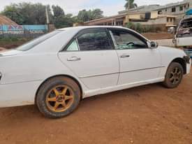 A picture of Toyota Mark 11 grand