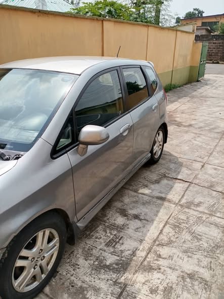 A picture of Honda fit perfect condition auto
