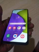 A picture of Samsung A52