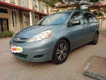 A picture of 2009 Toyota Sienna