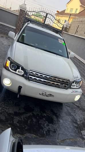 A picture of KinzzyAuto s LTD 08109018982 6 600 000 Refer and earn