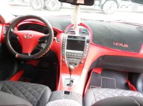 A picture of 2007 model ES350 upgraded to 2015 selling for 9million Clean