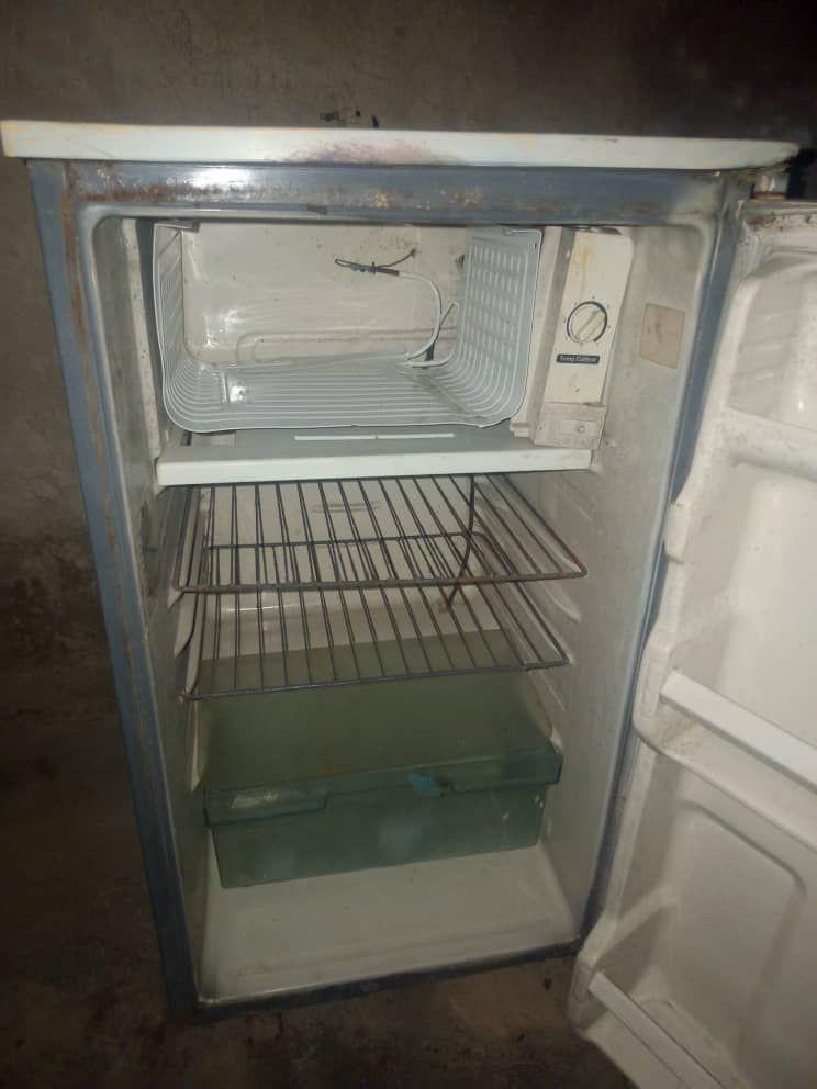 A picture of LG Tabletop Fridge Unction Sale