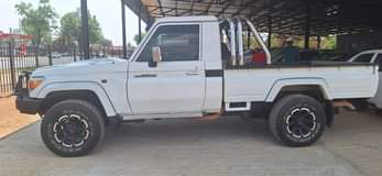 toyota land cruiser
