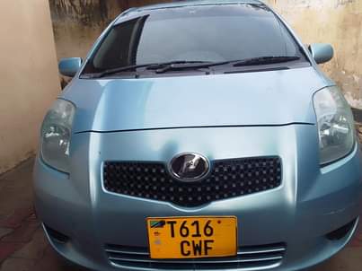 A picture of Vitz new 2005
