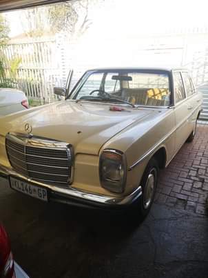 1975 Cars