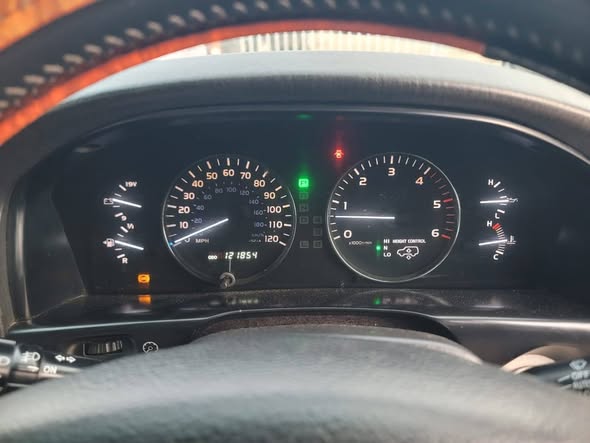 A picture of TOYOTA LAND CRUISER VX AMAZON E
