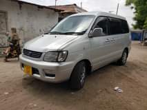 A picture of Toyota noah SR40