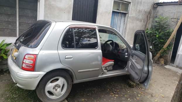 A picture of Nissan march