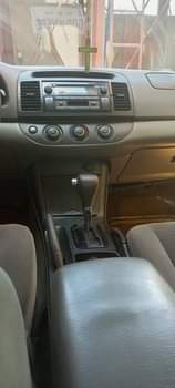 A picture of 2005 2006 model Toyota Camry with very sound silent untouched