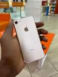A picture of IPHONE 7 FINGER BH 100 GB 32 NO KIPENGELE
