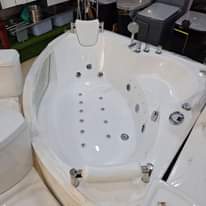 A picture of Call or WhatsApp on 0780260976