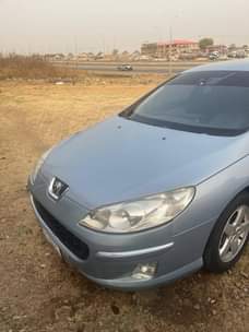 A picture of 2005 Peugeot 407 first body manual transmission engine and gear