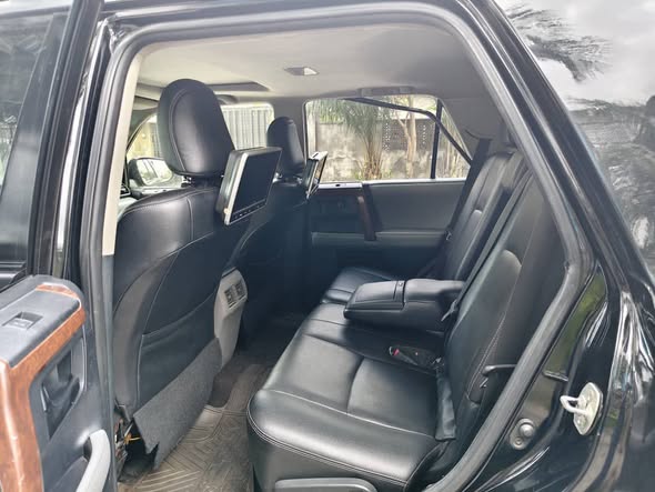 A picture of 4runner 2013