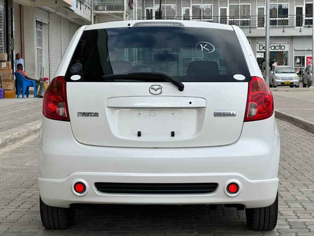 A picture of MAZDA VERISA