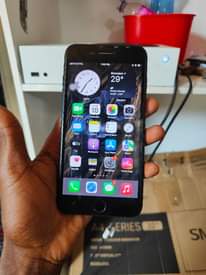 A picture of Iphone 7 plus Gb 128 Gb Fingerprint ipo Battery 100