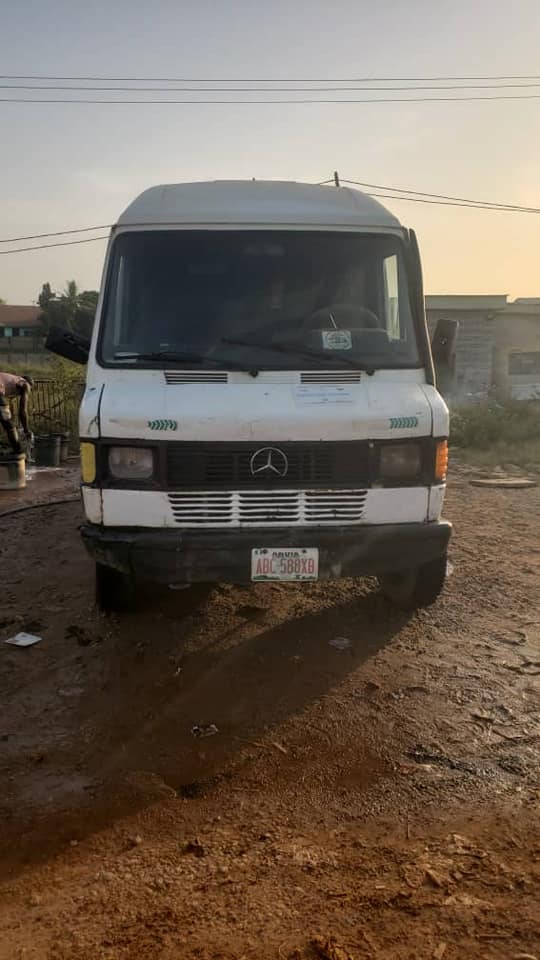 A picture of Mercedes benz T1 TN 1999 white 11 500 000
