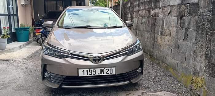 used toyota corolla