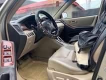A picture of Toyota Highlander 2004 limited
